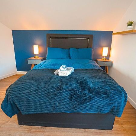 Private And Spacious 2 Bedroom House - Free Parking! Cardiff Exteriér fotografie
