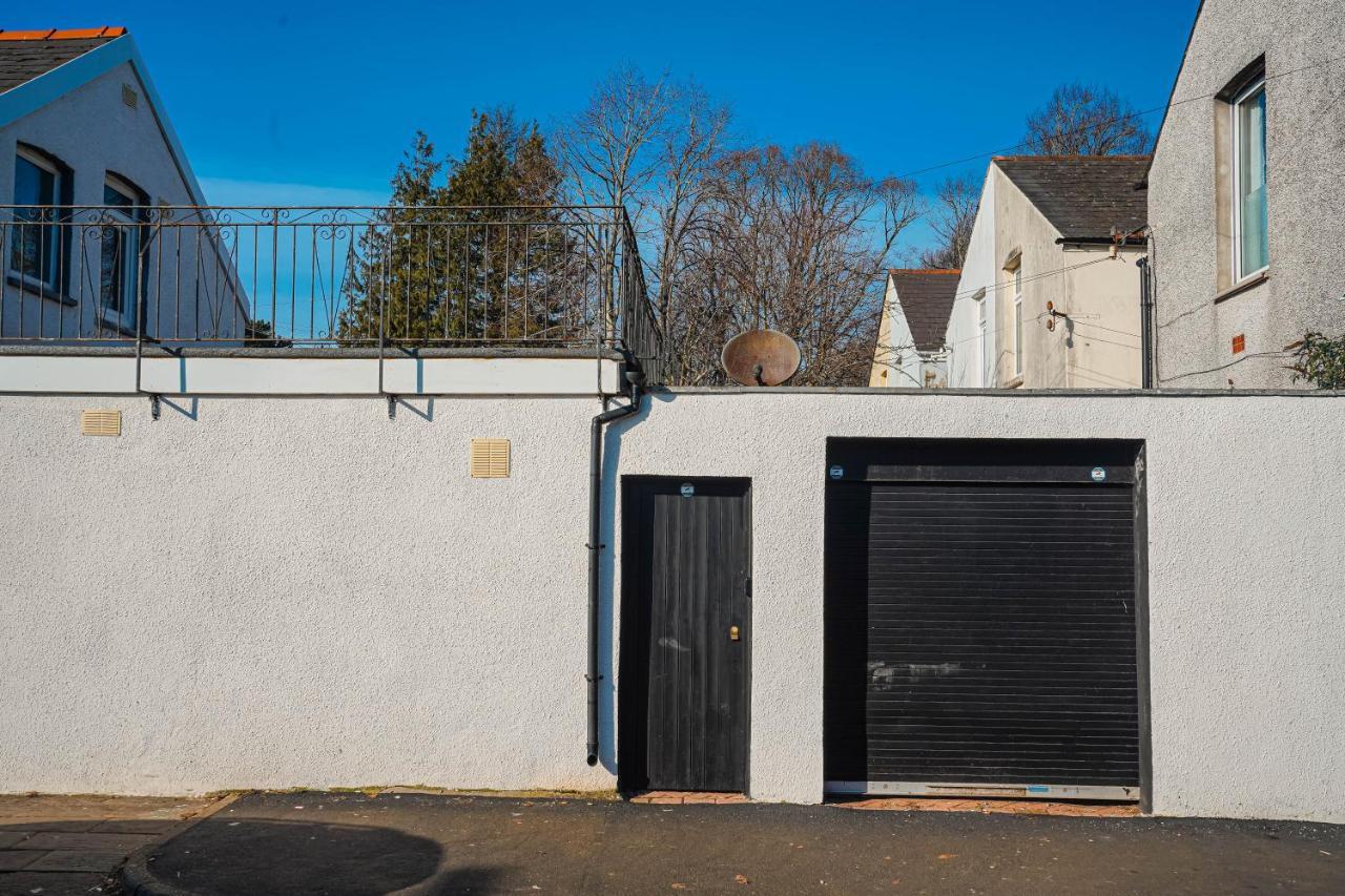 Private And Spacious 2 Bedroom House - Free Parking! Cardiff Exteriér fotografie